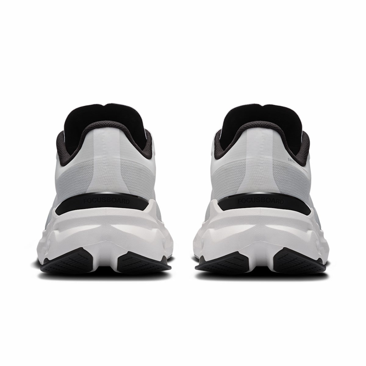 On United States Best Seller / Men's Cloudpulse 2 - White/Black