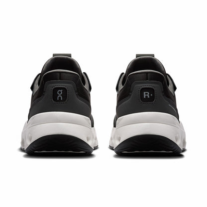 On United States Trending / Men's THE ROGER Wildcard - Black/White