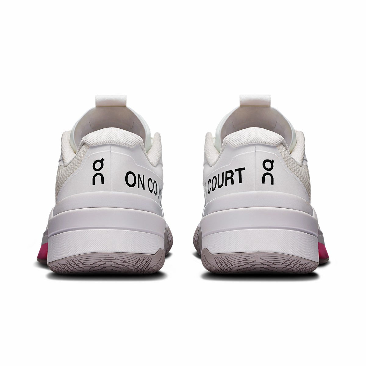 On United States Essential / Men's THE ROGER Pro Fire - White/Pink