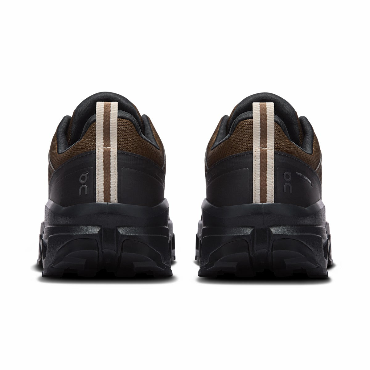 On United States Exclusive / Men's Cloudrock Low Waterproof - Earth/Black
