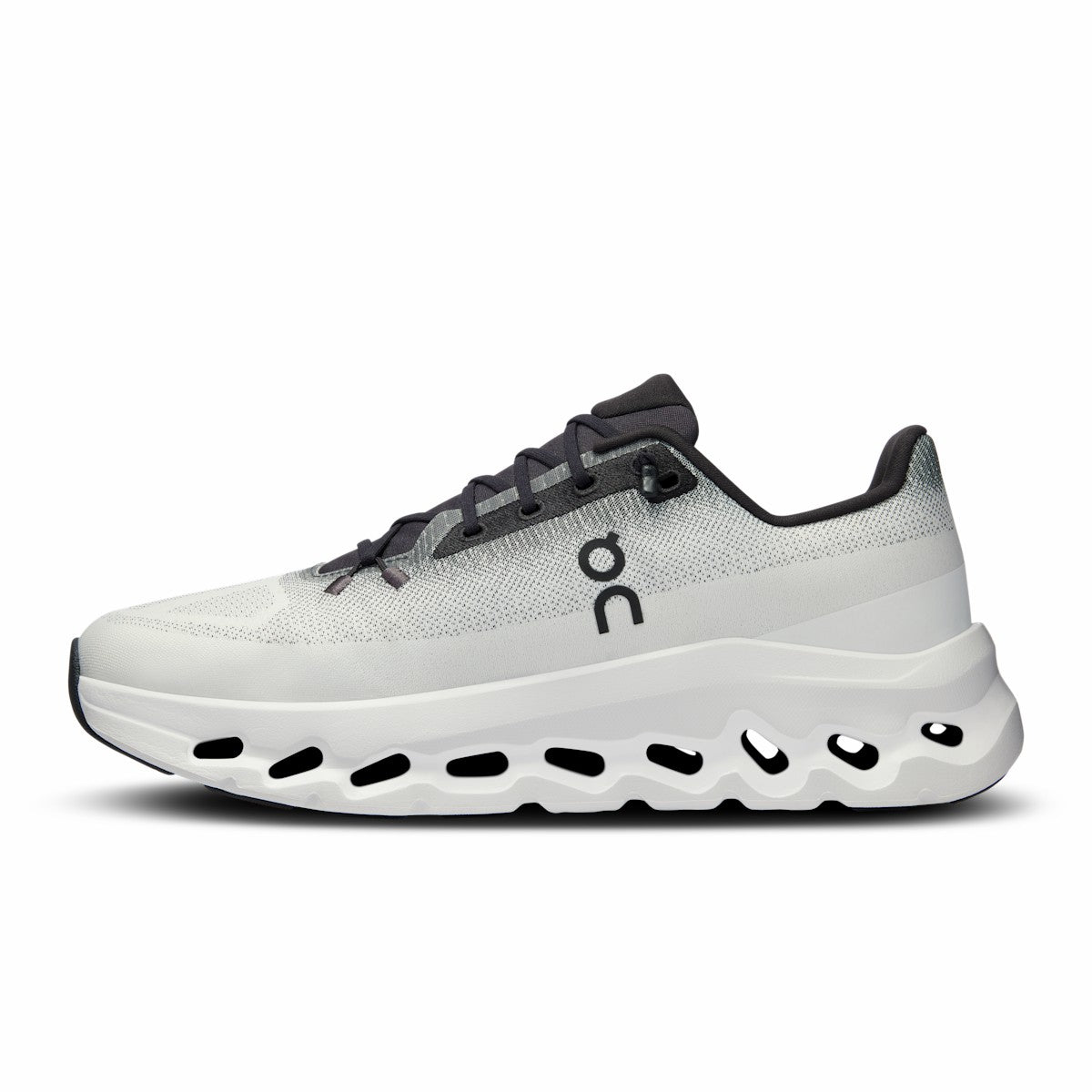 On United States Recommended / Men's Cloudtilt - Black/Ivory