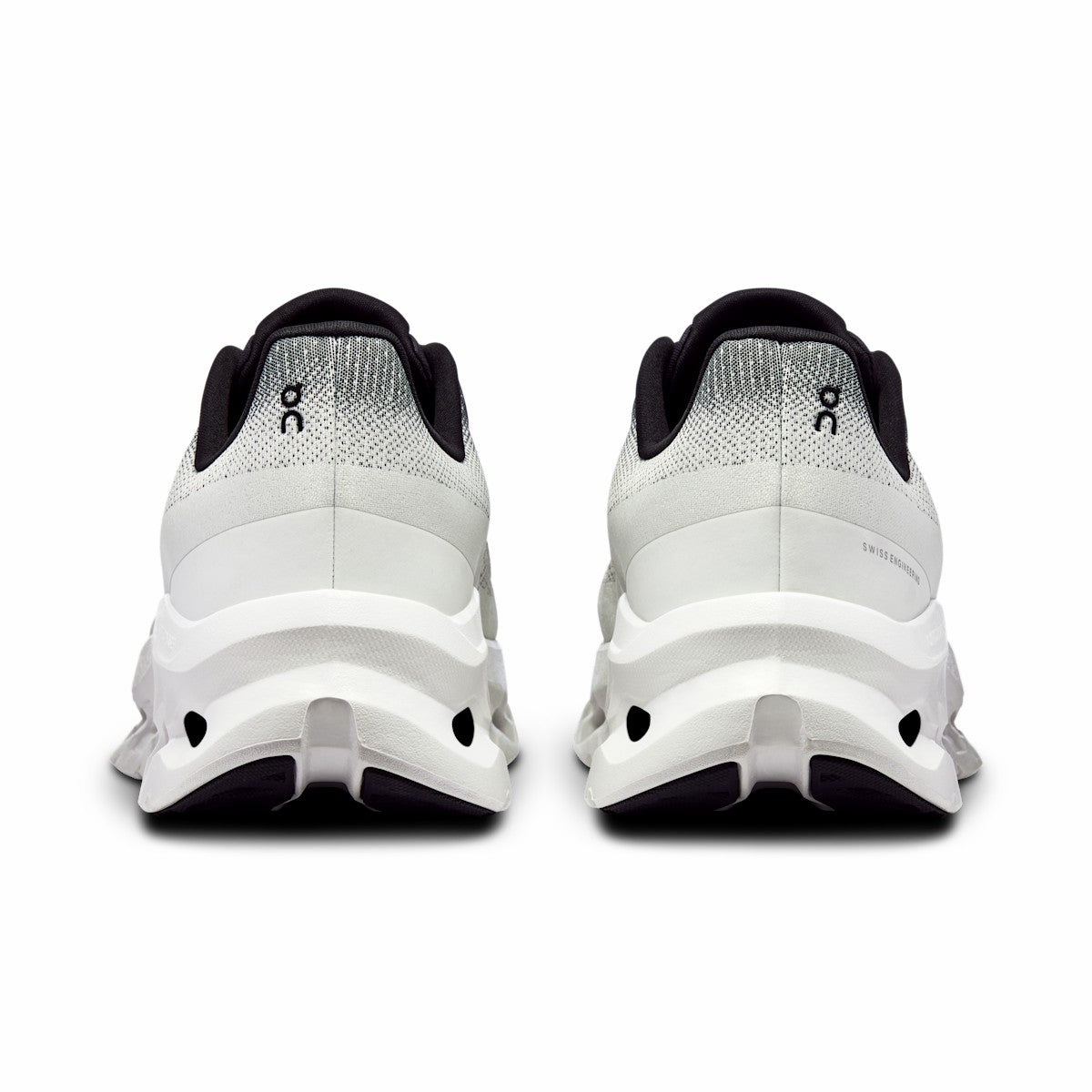 On United States Recommended / Men's Cloudtilt - Black/Ivory
