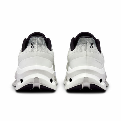 On United States Recommended / Men's Cloudtilt - Black/Ivory