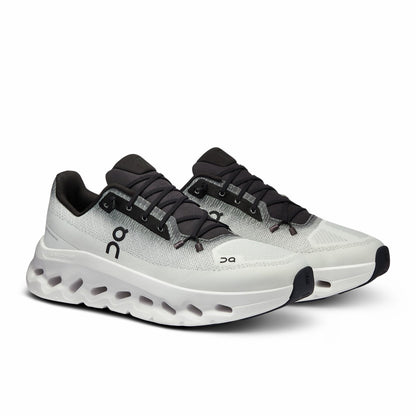 On United States Recommended / Men's Cloudtilt - Black/Ivory