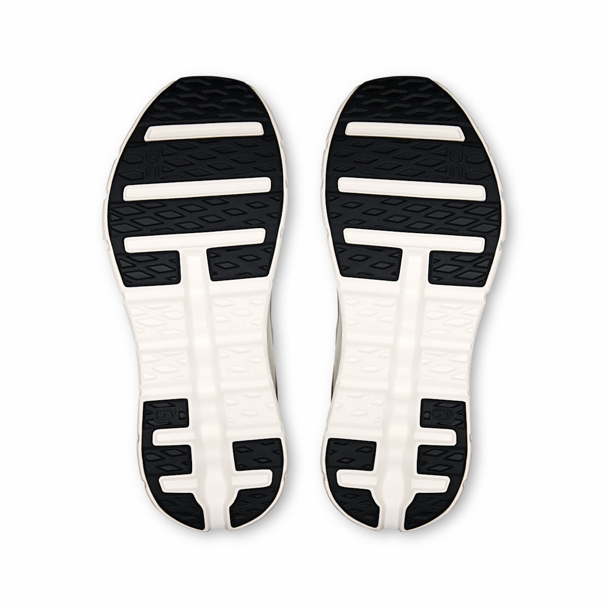 On United States Featured / Men's Cloudtilt Remix - Black/Ivory