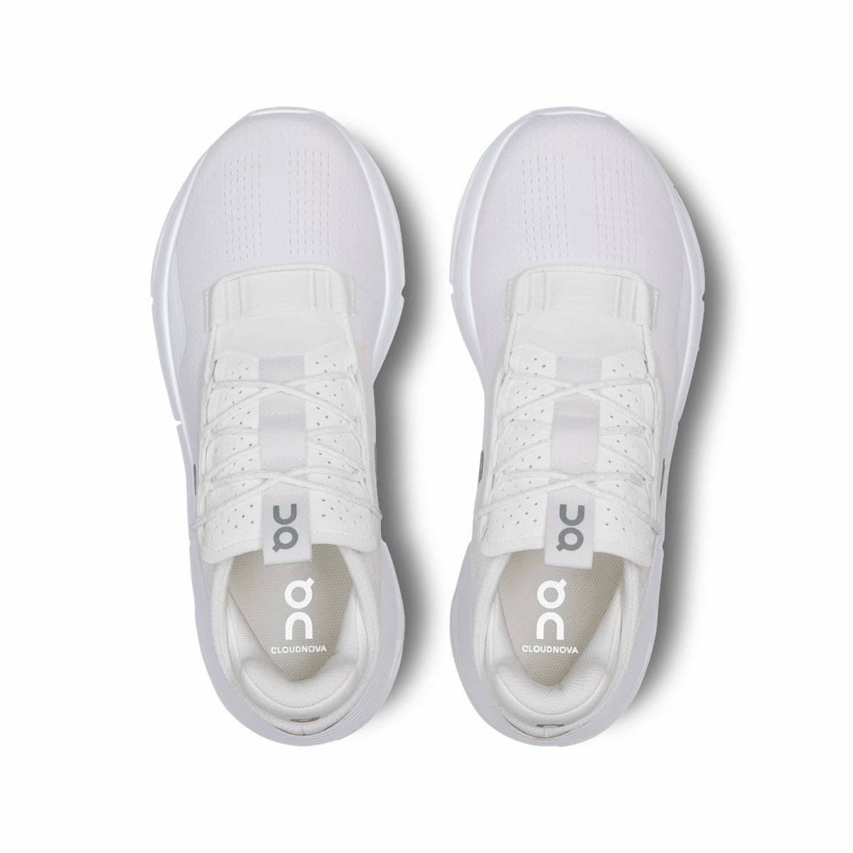 On United States Great Value / Men's Cloudnova 2 - All White