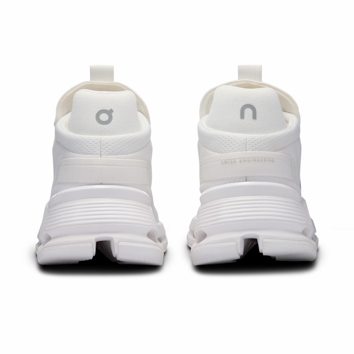 On United States Great Value / Men's Cloudnova 2 - All White