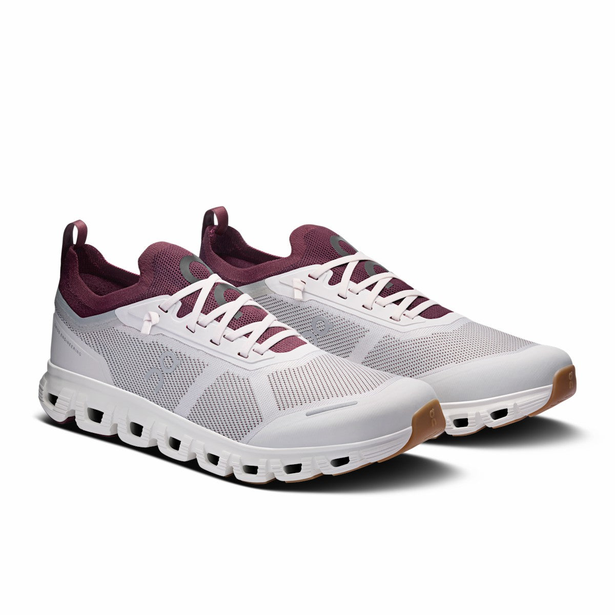 On United States Everyday / Men's Cloud 6 Versa - Silver/Maroon