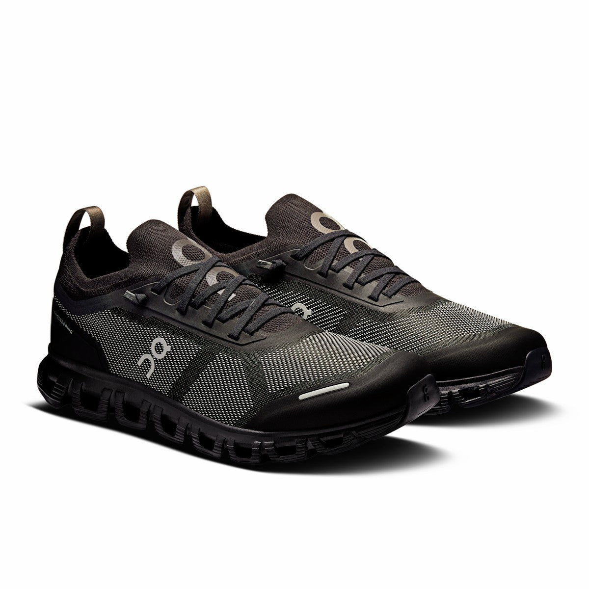 On United States Exclusive / Men's Cloud 6 Versa - Black/Eclipse
