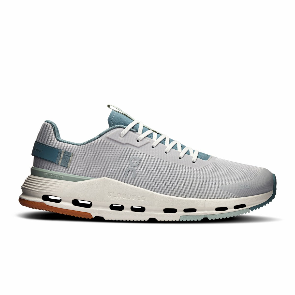 On United States Essential / Men's Cloudnova Form 2 - Black/Ivory