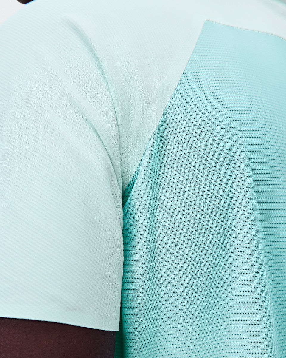 On United States Great Value / Men's Performance-T - Flurry/Aquamarine