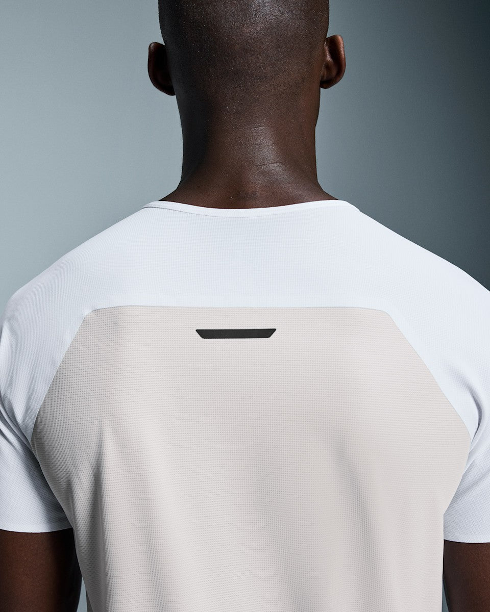 On United States Great Value / Men's Performance-T - White/Silver