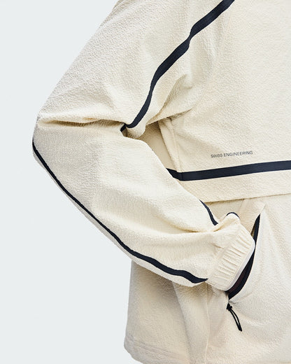 On United States Essential / Men's Performance Volt Jacket - Hare