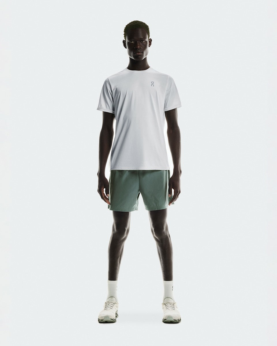 On United States Trending / Men's 5" Core Shorts - Olive