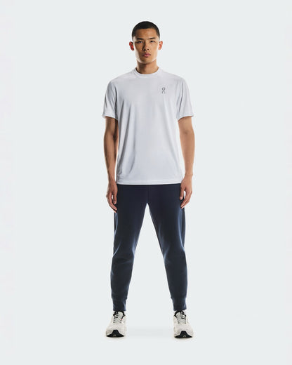 On United States Value / Men's Focus Tech Sweatpants - Navy