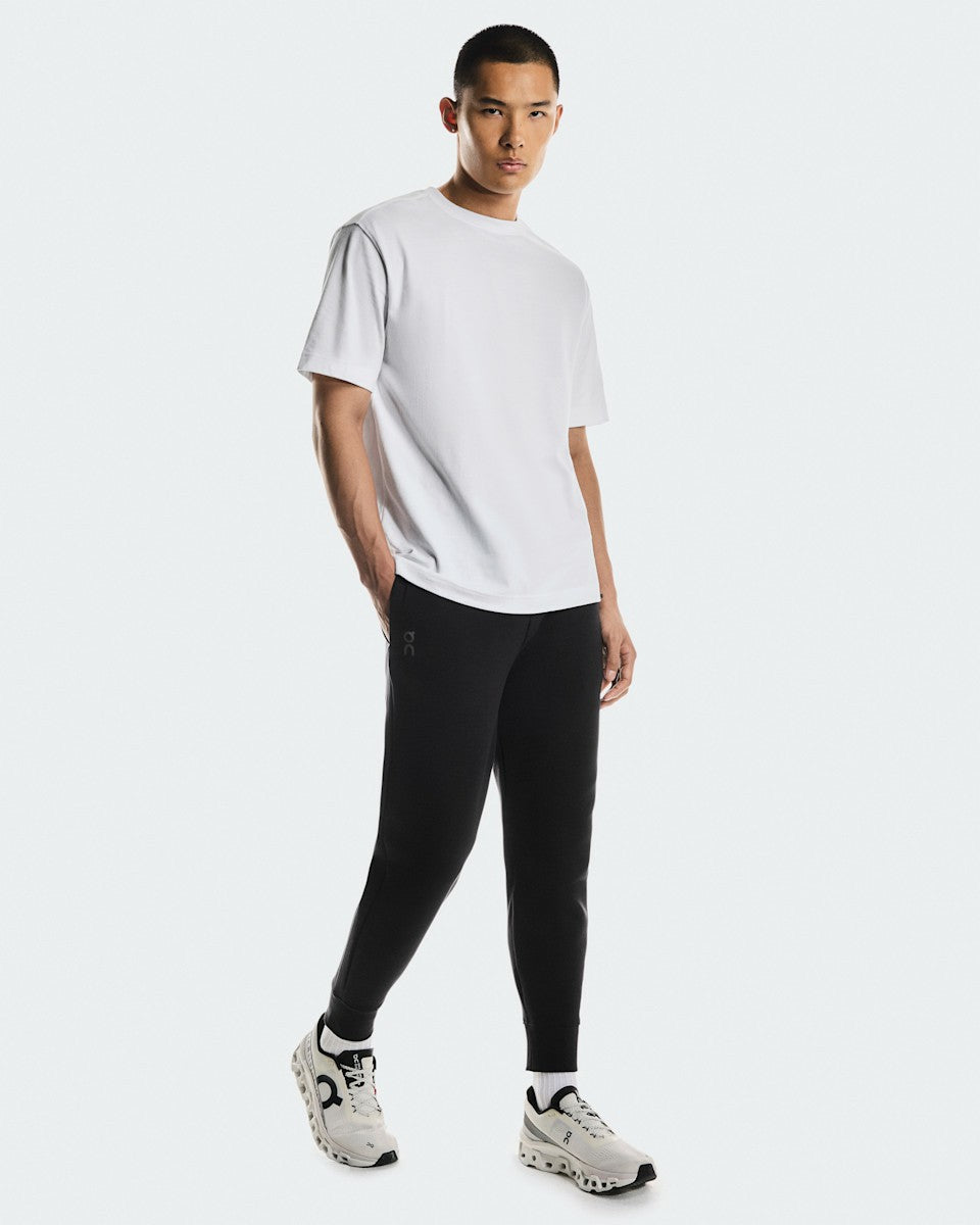 On United States Deals / Men's Focus Tech Sweatpants - Black
