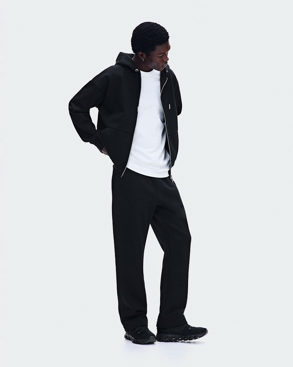 On United States Customer Favorite / Men's Club Collective Wide Pants - Black