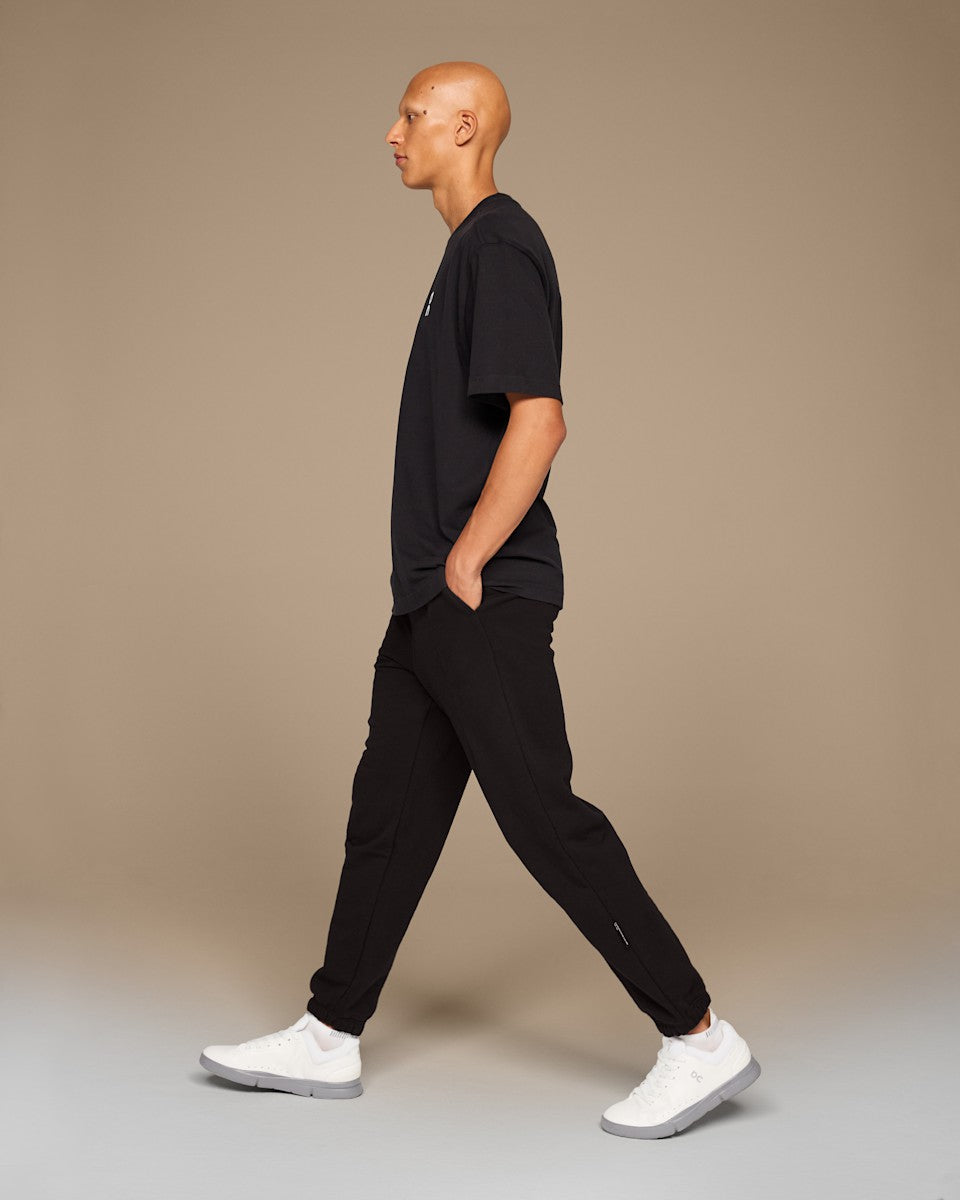 On United States Latest / Men's Club Pants - Black