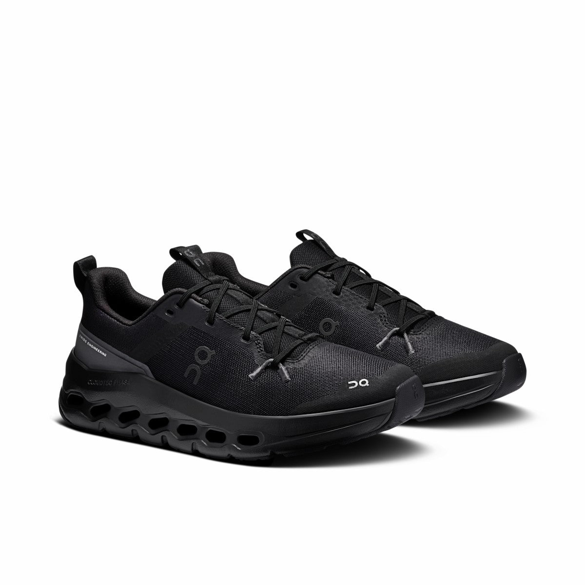 On United States Latest / Cloudleap for Youth - Black/Black