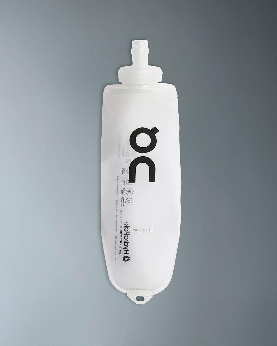 On United States Signature / Soft Flask 500ml - Translucent/Black