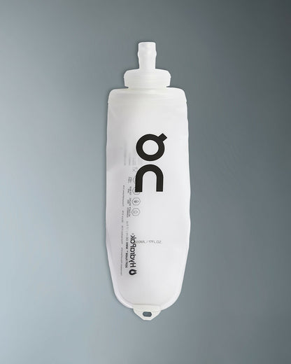 On United States Signature / Soft Flask 500ml - Translucent/Black
